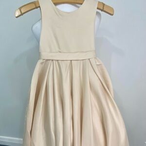 Azazie Cream Formal Kids Dress Size 6, BOW in back